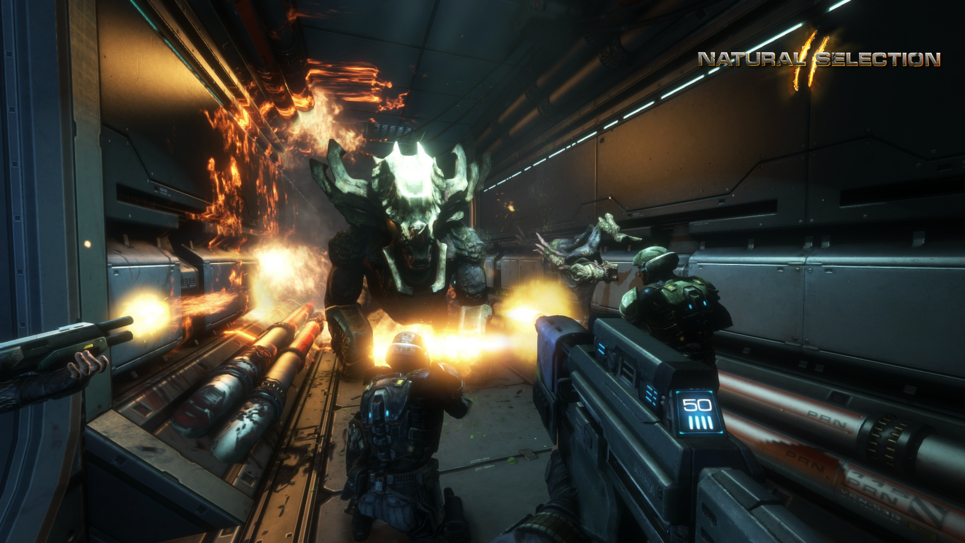 Natural Selection 2 marines holding a corridor against alien attackers